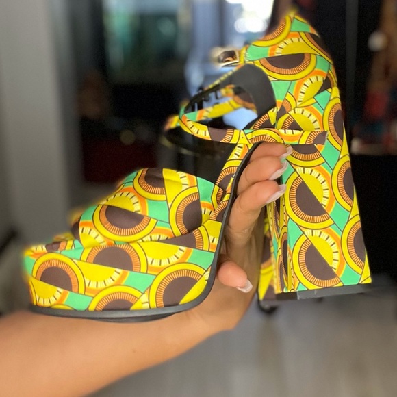 Zara Chunky Heel Satin Platform Sandals - Picture 3 of 8